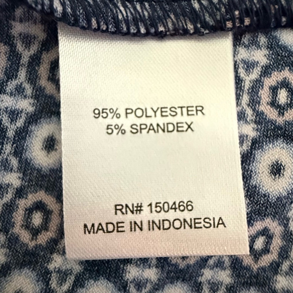 Mix by 41 Hawthorn Palila Tie Detail Sleeveless Knit Top Blue Print Size M NWT - Picture 10 of 10